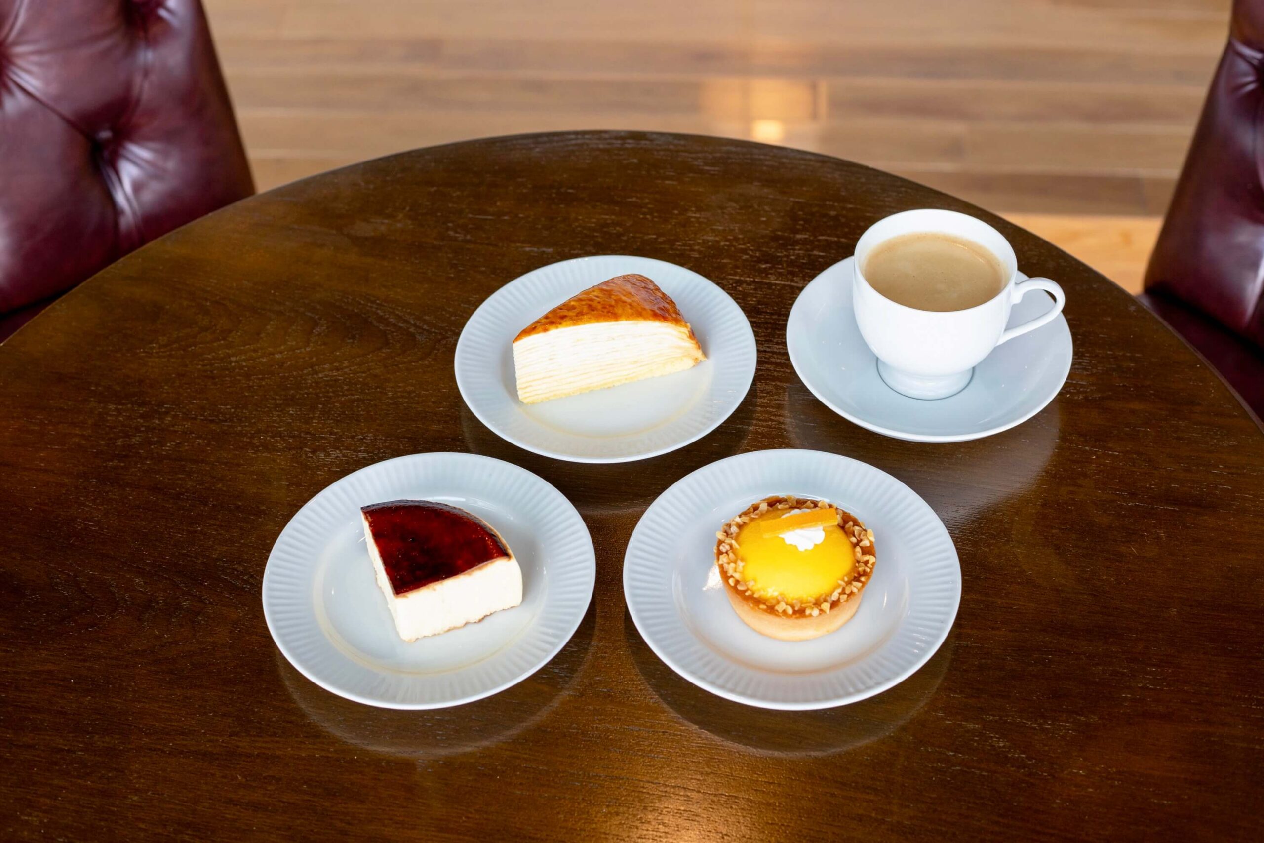 レモンケーキとバスクチーズケーキとミルクレープ