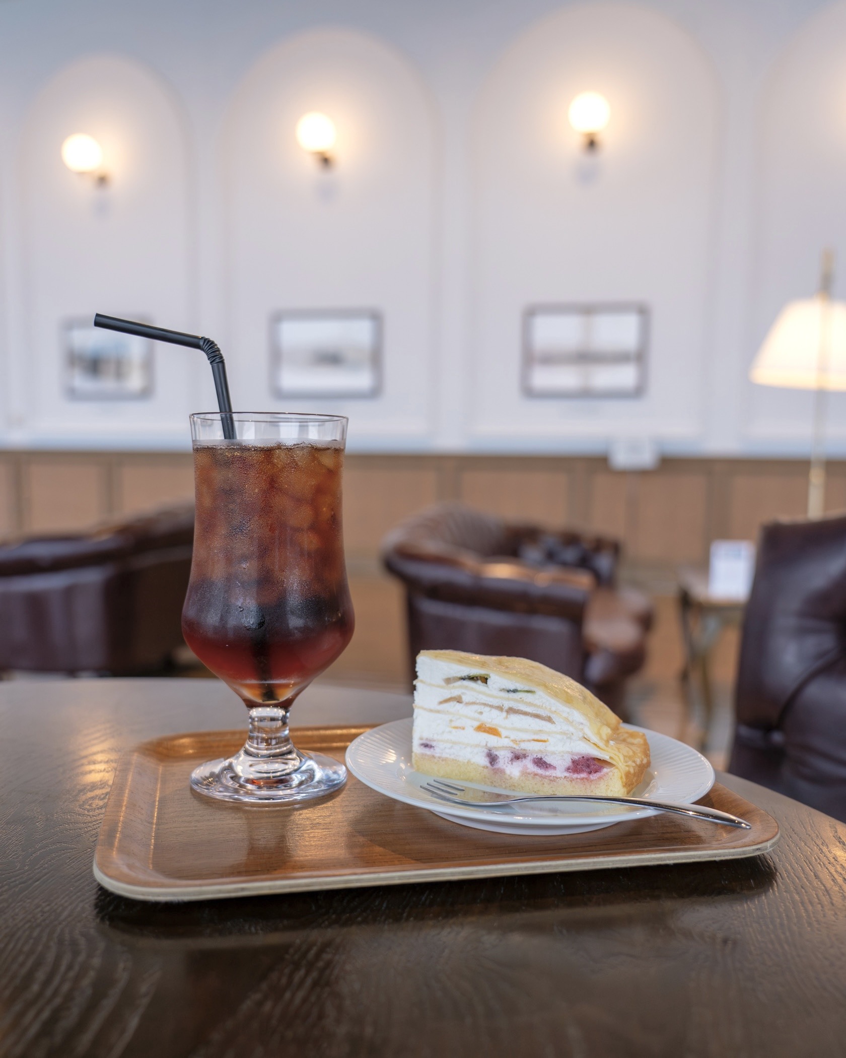 アイスティーとフルーツミルクレープ